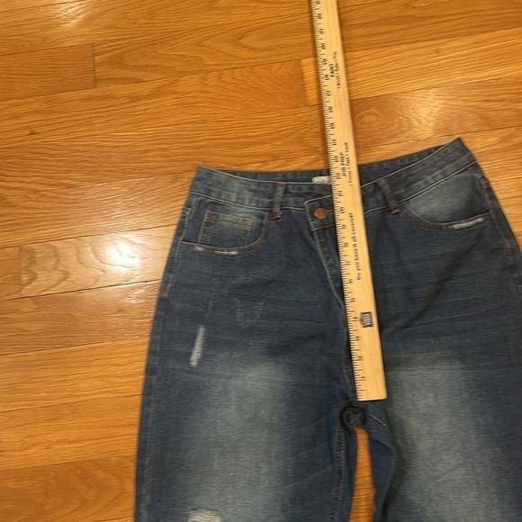 Oneleven women’s distressed jeans size large . - Picture 7 of 10